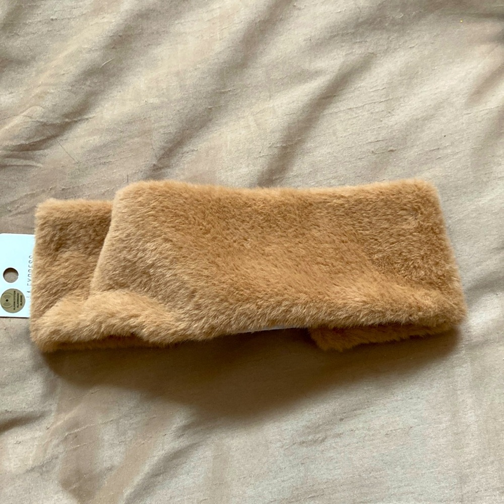 🆕 Fuzzy head band